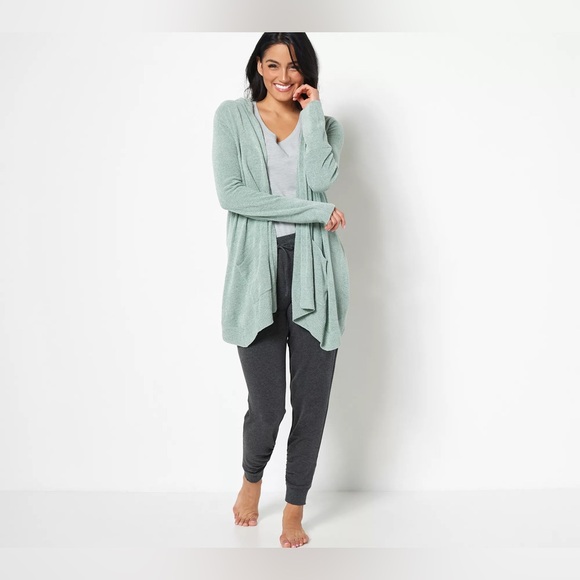 Barefoot Dreams Cozy Chic Ultra Lite Cardigan - Picture 2 of 6